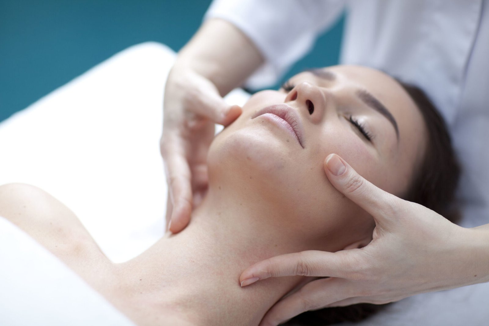 Lymphatic Massage What is It and Who Should Try It? Lymphatic Massage What is It and Who Should Try It?